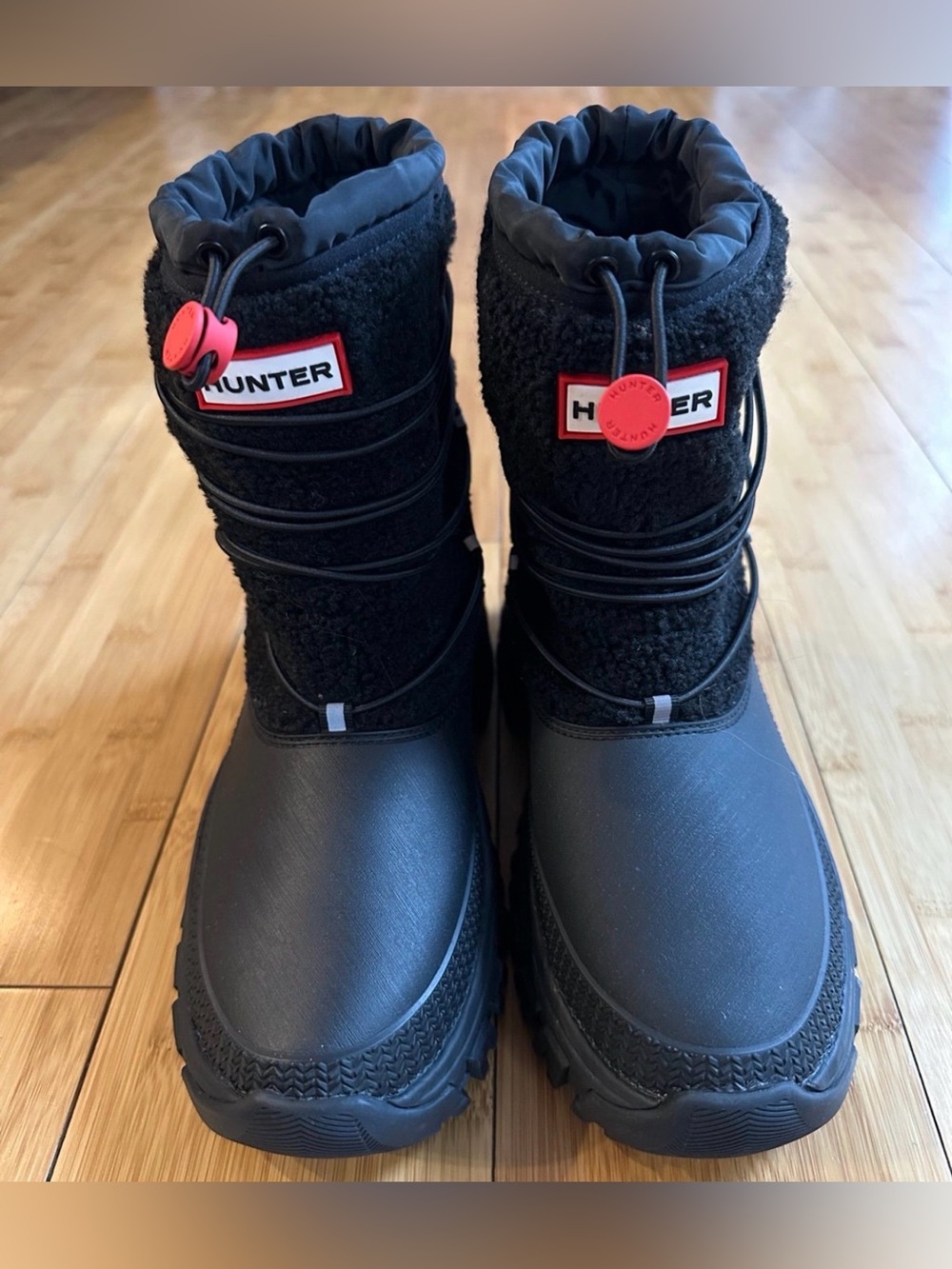 Hunter Black Winter Snow Boots with Red Logo Tabs Womens 7